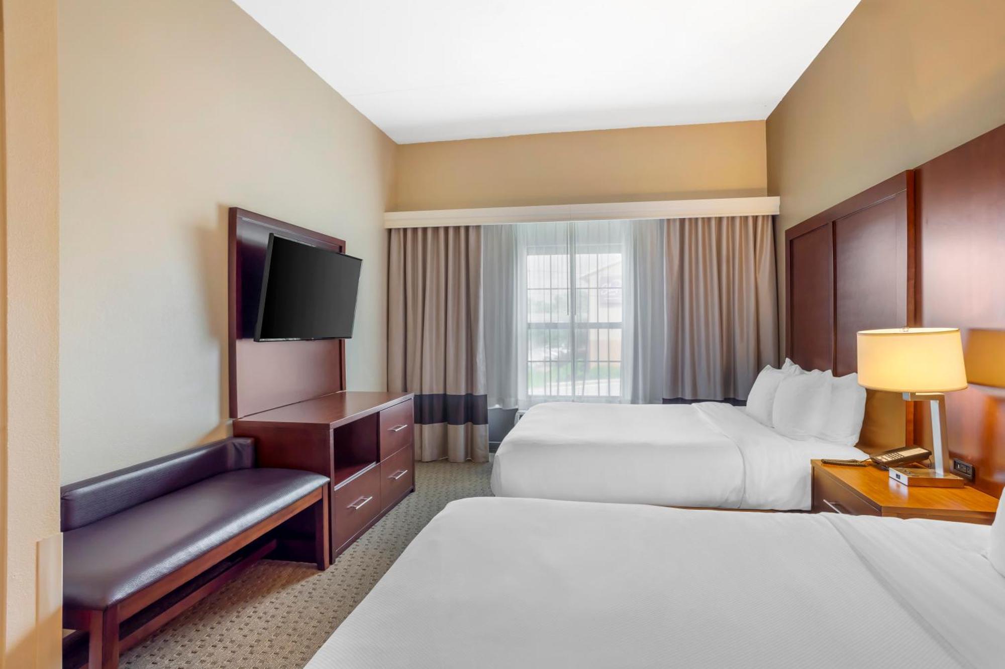 Hotel Comfort Near Penn State - State College, Pa
