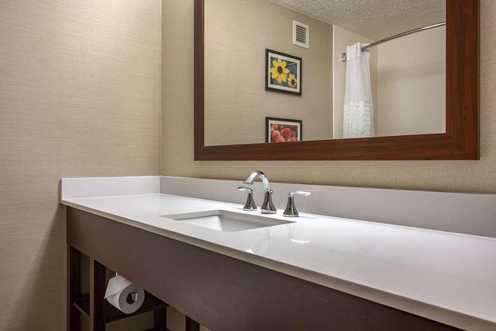 Hotel Comfort Near Penn State - State College, Pa 3*